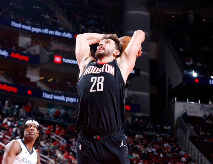 开云官网-杜兰特申京合砍66分，火箭守住西部第四！但一战也出现两个隐患